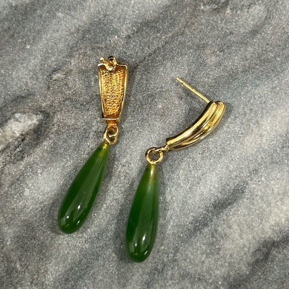 Gold plated sterling earrings with jade - Picture 2 of 2
